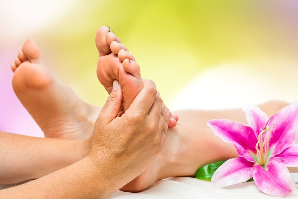 Massage - چرا استرس به جانمان می‌افتد و چگونه می‌توانیم از شر آن خلاص شویم؟
