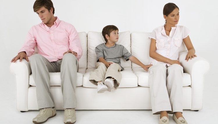 .jpg - سوالاتی که زن و شوهرهای در آستانه طلاق درباره فرزندانشان دارند