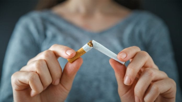 سیگار1 - مصرف سیگار چه ارتباطی با قند خون و دیابت دارد؟