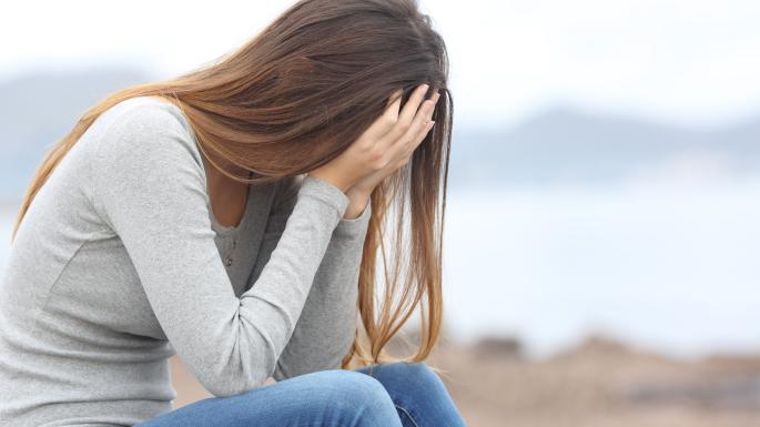 .jpg - تفاوت بیماری افسردگی با غم و اندوه طبیعی چیست؟