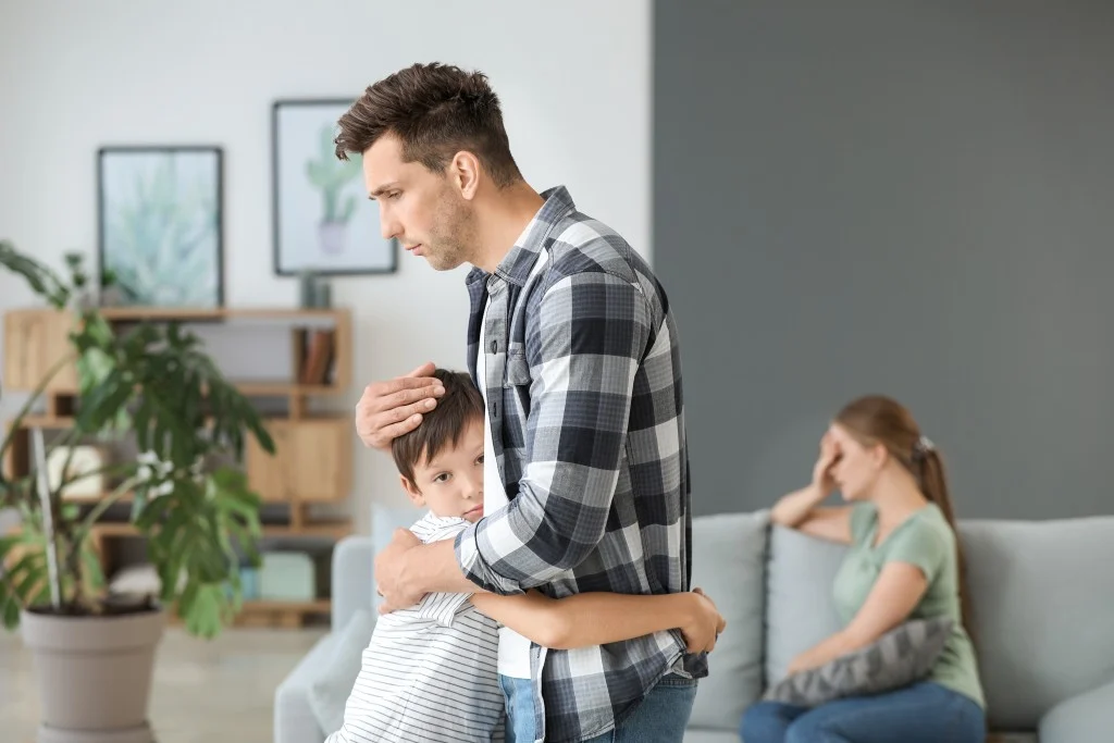 .webp - <strong>می‌خواهید فرزندتان از طلاق شما کمتر آسیب ببیند؟ این اقدامات را انجام دهید</strong>
