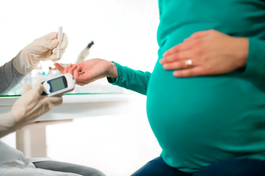 1 - دیابت بارداری سراغ کدام زنان می‌آید و برای کنترل آن چه کارهایی می‌توان انجام داد؟